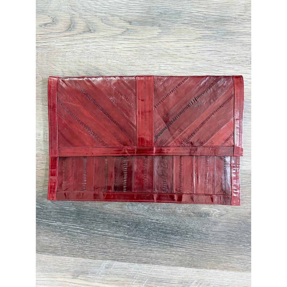 Vintage dark cherry red eel skin clutch EUC Han Kook